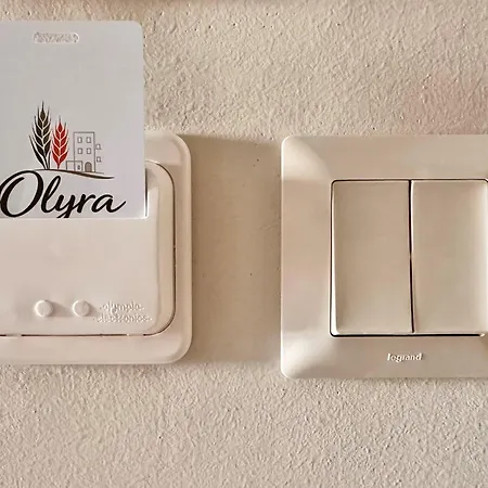 Olyra Салоники